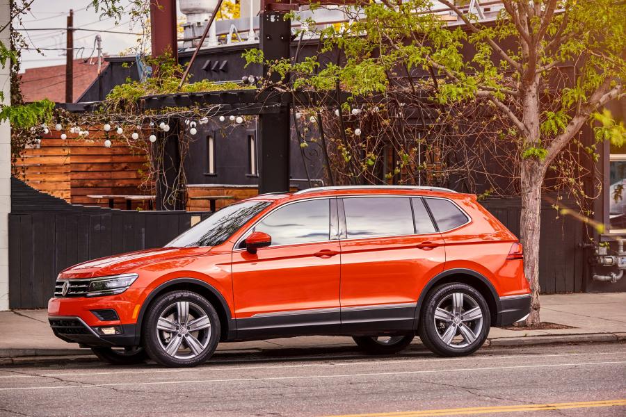  Volkswagen Tiguan SEL 2017 года  (NA) (фото 18 из 40)